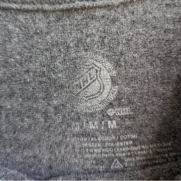 Official NHL Toronto Maple Leafs long sleeve tee shirt - Picture 3 of 3